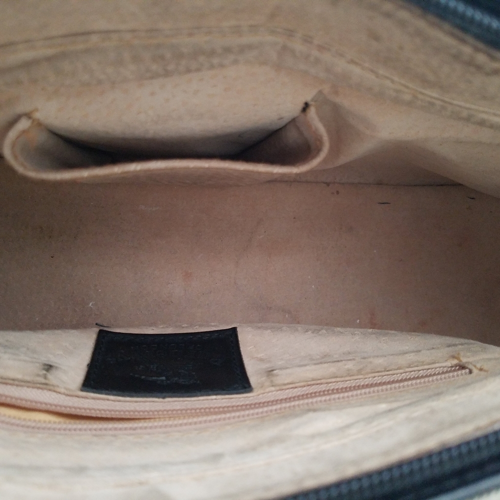 Women's Fashion Handbag/ Shoulder bag - Picture 9 of 10